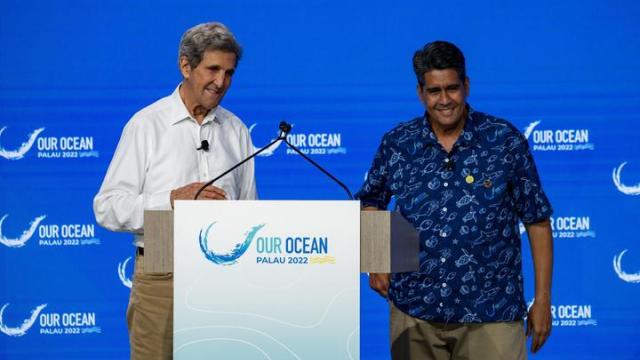 US Special Presidential Envoy for Climate, John Kerry and Palau's president, Surangel Whipps Jr