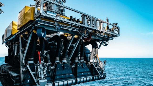 Deep sea mining